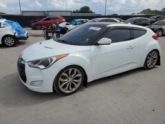  HYUNDAI VELOSTER 2013 Biały
