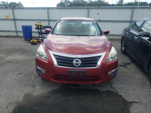 Sedans NISSAN ALTIMA 2013 Czerwony
