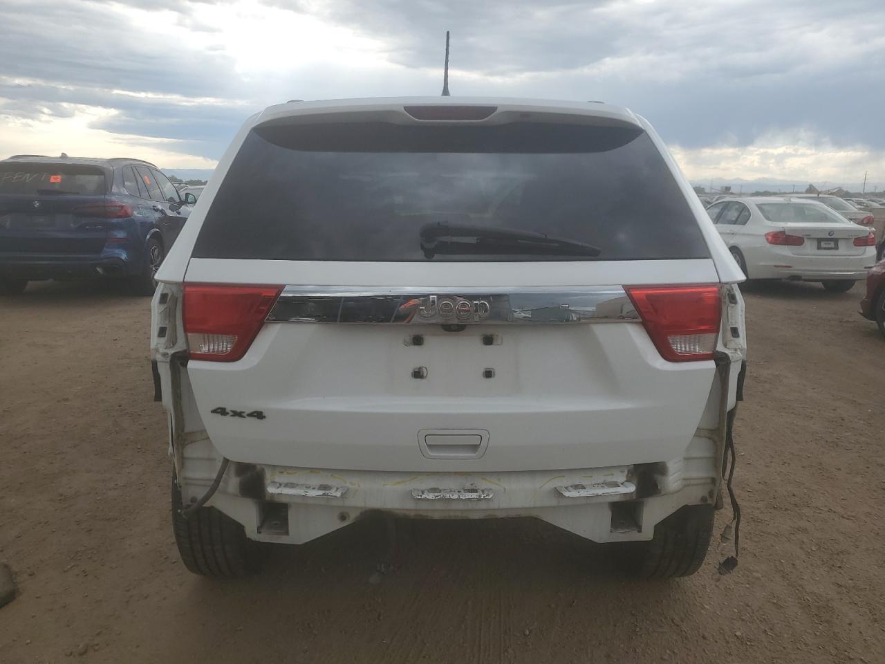 2013 Jeep Grand Cherokee Laredo VIN: 1C4RJFATXDC571404 Lot: 63120905