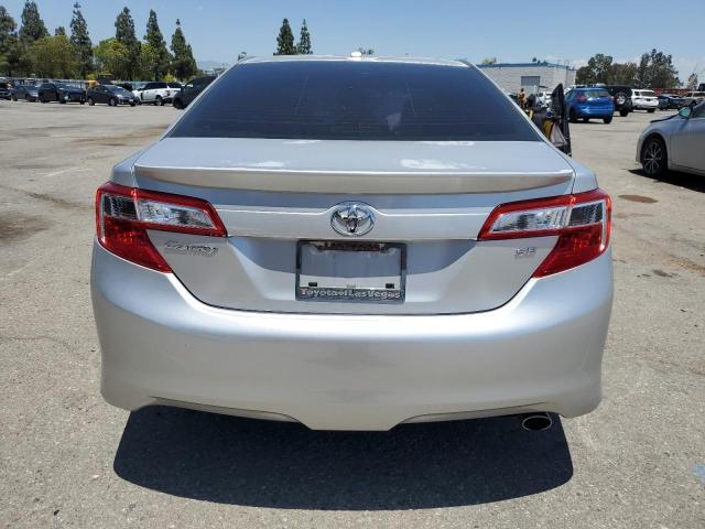  TOYOTA CAMRY 2012 Srebrny