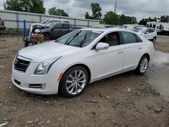  CADILLAC XTS 2016 Белы