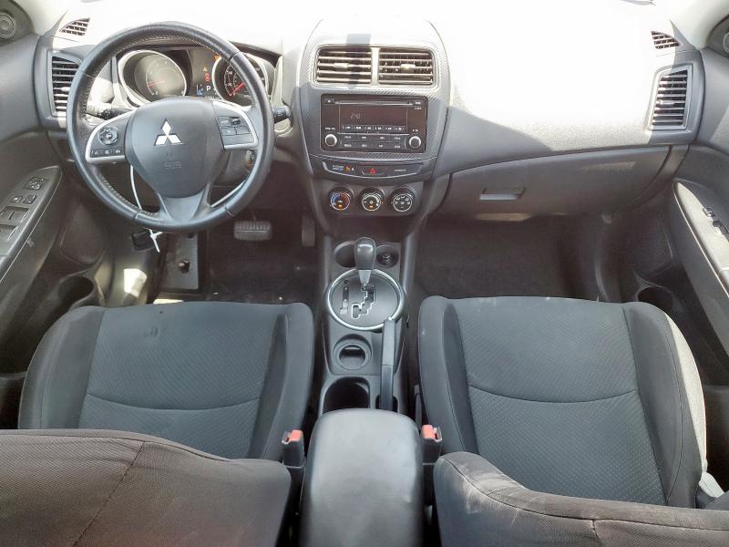  MITSUBISHI OUTLANDER 2015 Красный