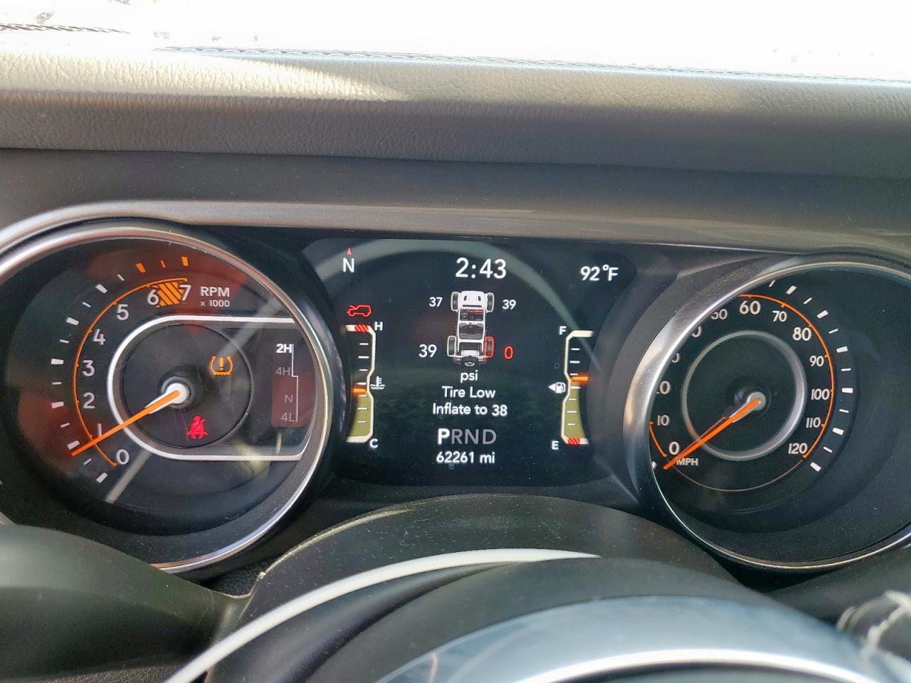2019 Jeep Wrangler Unlimited Sahara VIN: 1C4HJXEN8KW682381 Lot: 64071055