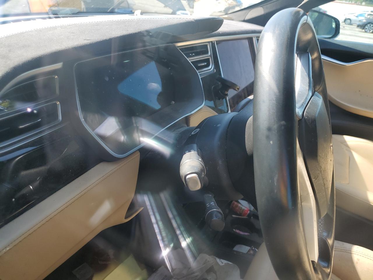 2016 Tesla Model S VIN: 5YJSA1E23GF122420 Lot: 64232835