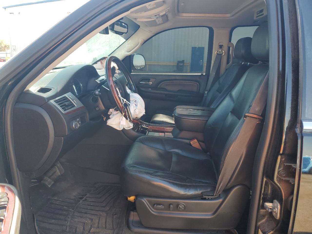 2023 Cadillac Escalade Esv Luxury VIN: 1GYFK26229R261383 Lot: 58985875