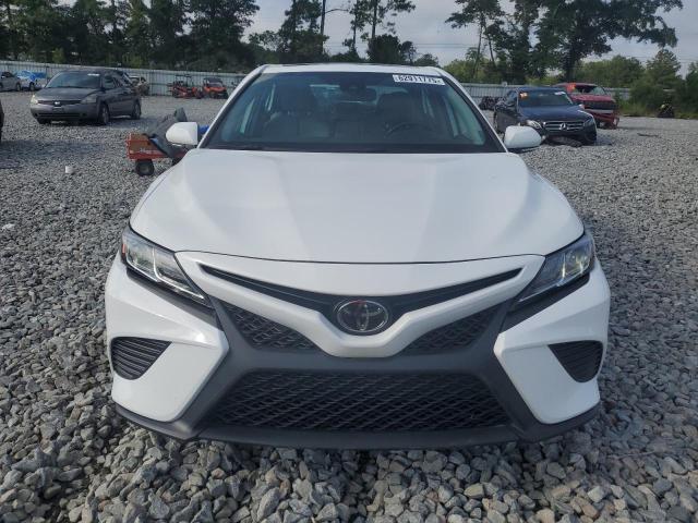  TOYOTA CAMRY 2019 Biały