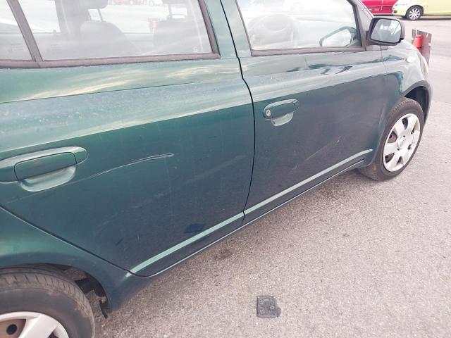 2002 TOYOTA YARIS S