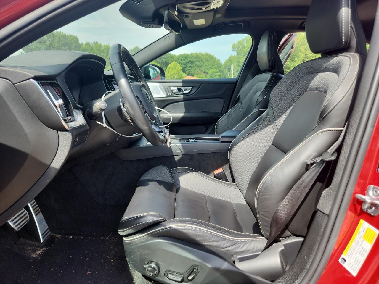2019 Volvo S60 T5 R-Design VIN: 7JR102FM0KG000523 Lot: 63317765