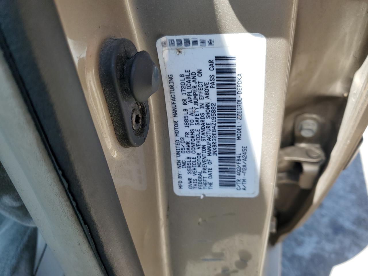 1nxbr32e84z195882 1NXBR32E84Z195882 2004 Toyota Corolla Ce