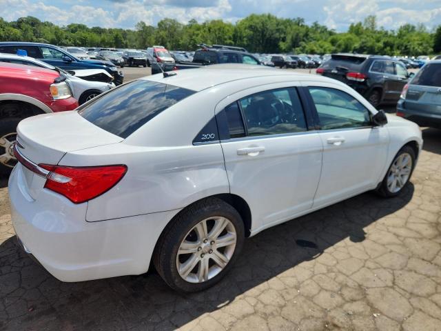 Sedans CHRYSLER 200 2013 White