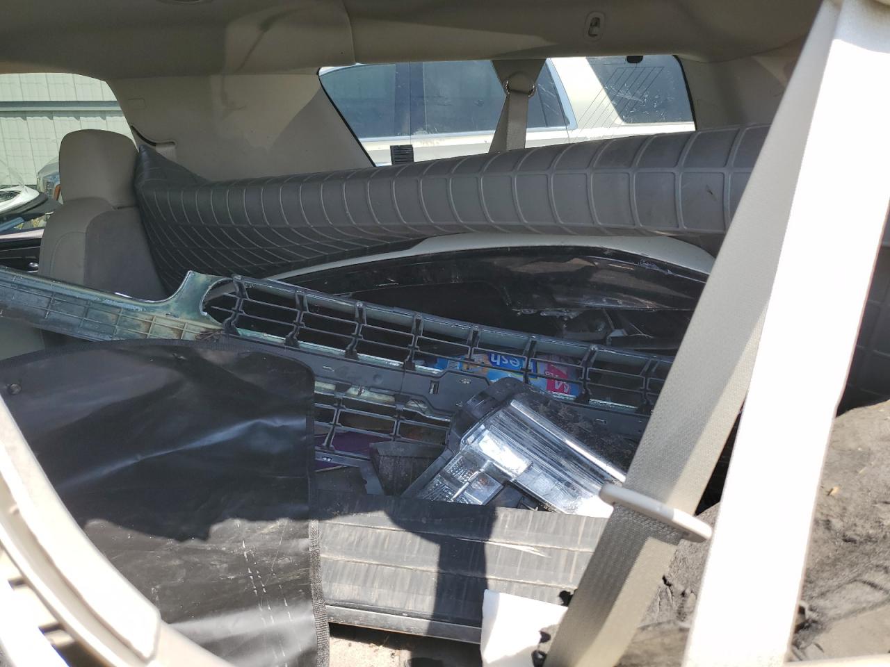 2018 Cadillac Escalade Esv Premium Luxury VIN: 1GYS3JKJ6JR258347 Lot: 65399055