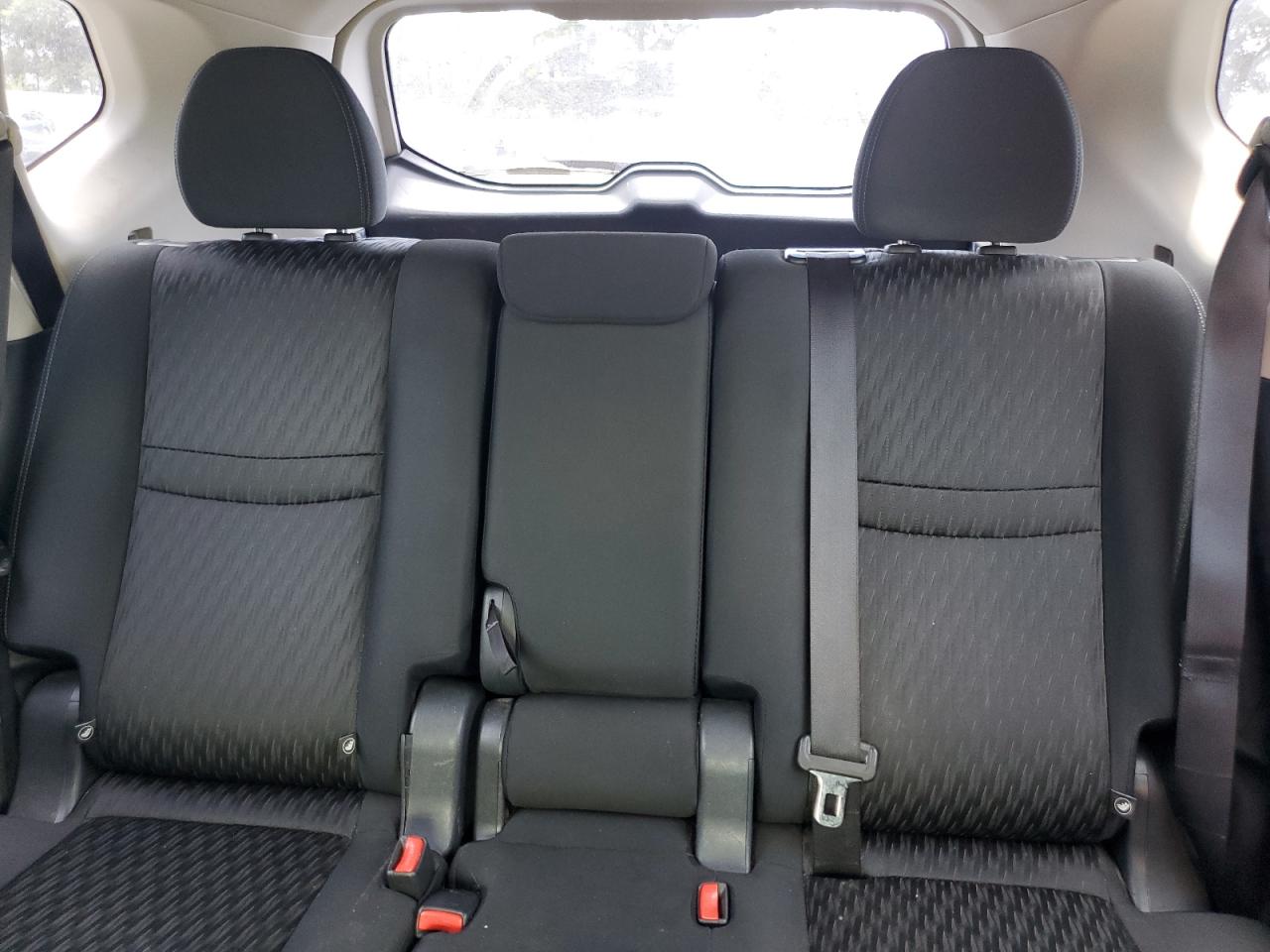 2017 Nissan Rogue S VIN: KNMAT2MT7HP616597 Lot: 64873765