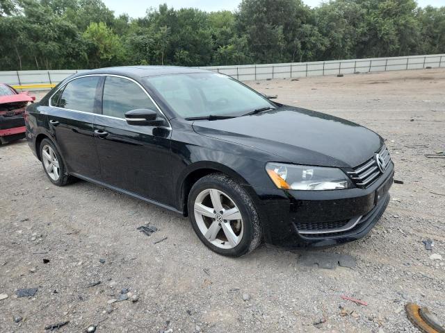  VOLKSWAGEN PASSAT 2013 Black