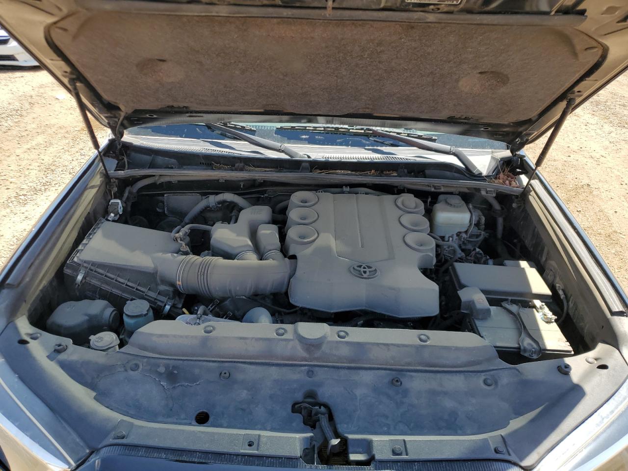 2019 Toyota 4Runner Sr5/Sr5 Premium VIN: JTEBU5JR0K5661844 Lot: 63851005