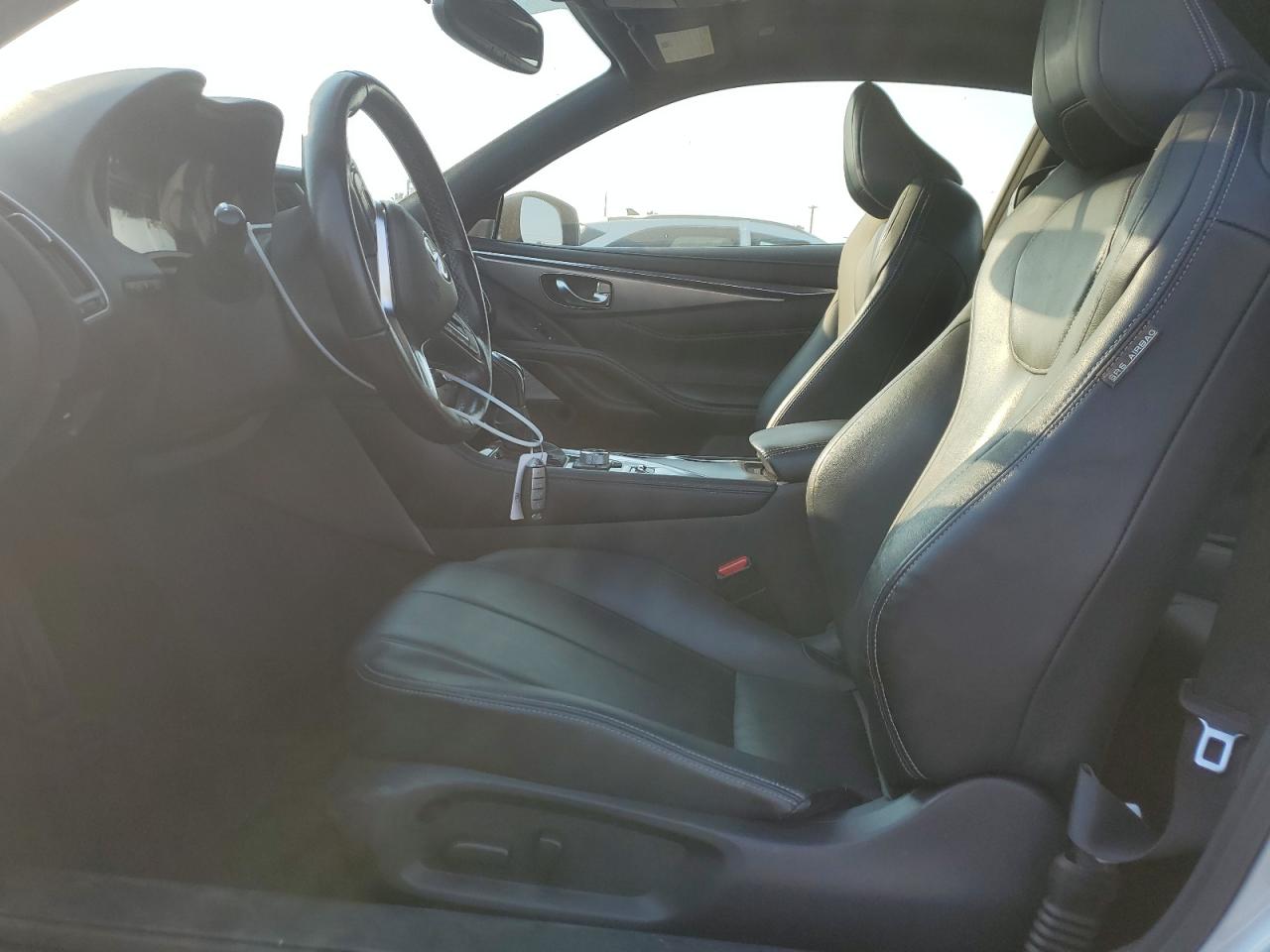 2018 Infiniti Q60 Luxe 300 VIN: JN1EV7EK2JM342721 Lot: 63873575