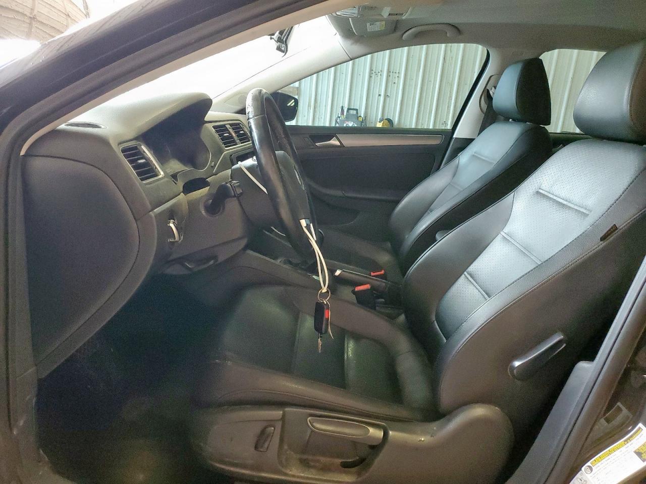 2014 Volkswagen Jetta Tdi VIN: 3VWLL7AJ1EM390497 Lot: 63106675