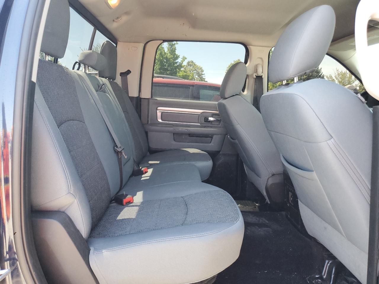 2017 Ram 1500 Slt VIN: 1C6RR7LT2HS829784 Lot: 65164515