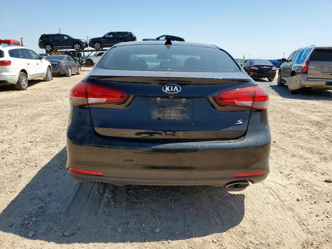 2018 Kia Forte Lx VIN: 3KPFL4A73JE191362 Lot: 64281015