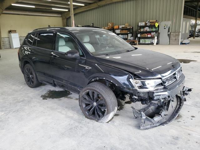  VOLKSWAGEN TIGUAN 2021 Черный