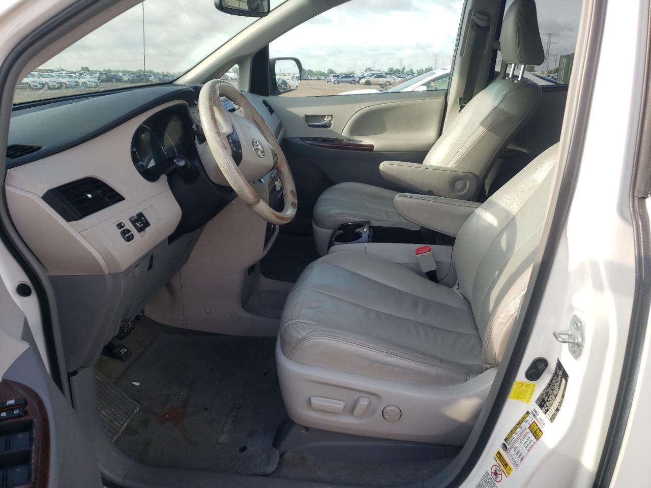 2012 Toyota Sienna Xle VIN: 5TDYK3DC0CS270477 Lot: 65034095
