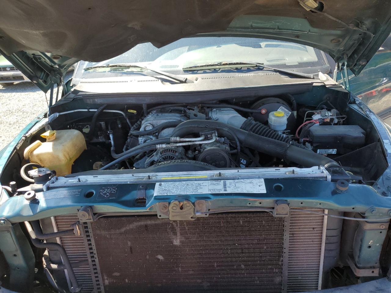 1999 Dodge Ram 2500 VIN: 1B7KF23W2XJ539940 Lot: 64237595