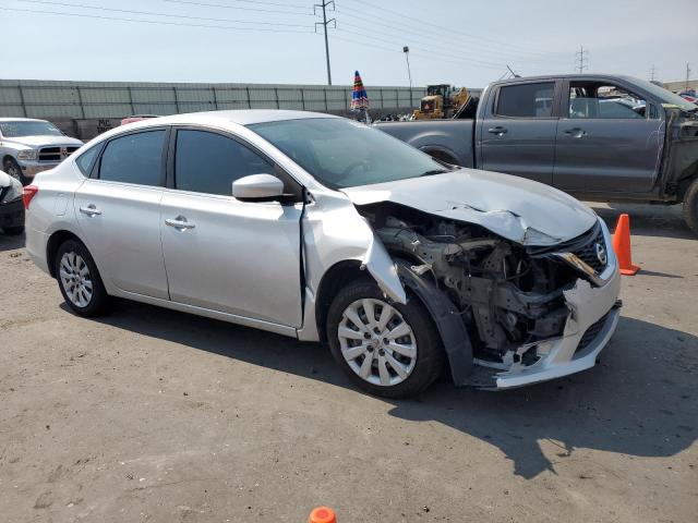  NISSAN SENTRA 2018 Srebrny