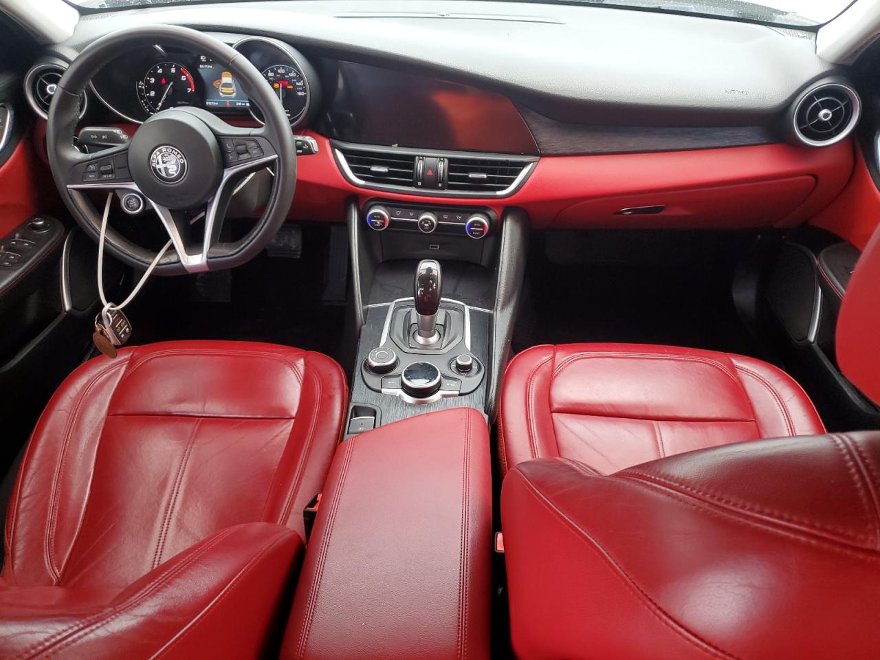 zarfaman8k7611712 ZARFAMAN8K7611712 2019 Alfa Romeo Giulia