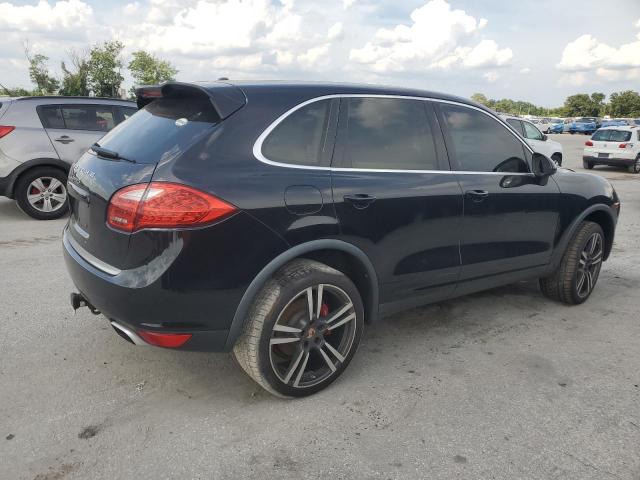 Parquets PORSCHE CAYENNE 2013 Czarny