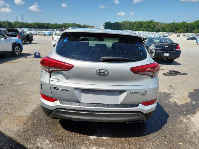  HYUNDAI TUCSON 2016 Серебристый