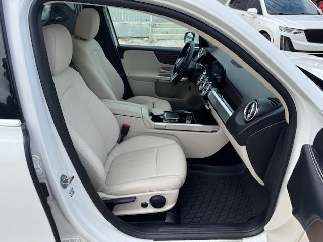  MERCEDES-BENZ GLB-CLASS 2022 Biały