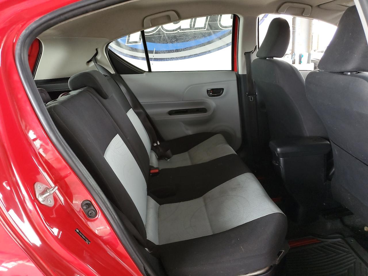 2012 Toyota Prius C VIN: JTDKDTB36C1502578 Lot: 63452945