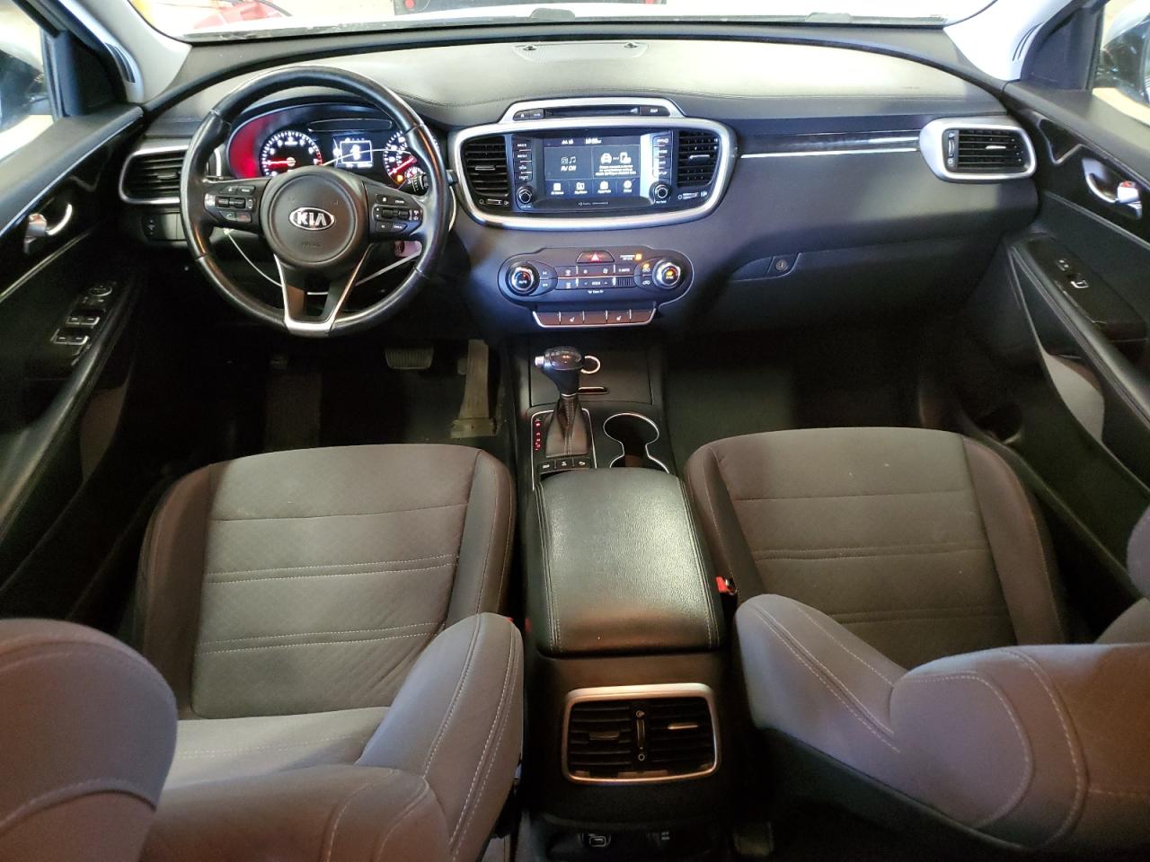 2017 Kia Sorento Lx VIN: 5XYPGDA34HG233234 Lot: 65370675