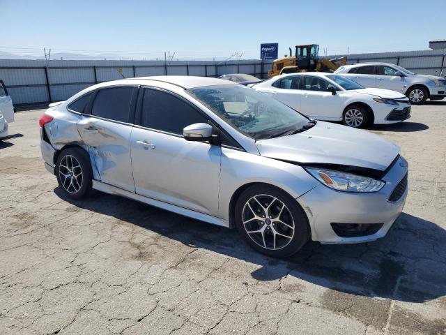  FORD FOCUS 2016 Серебристый