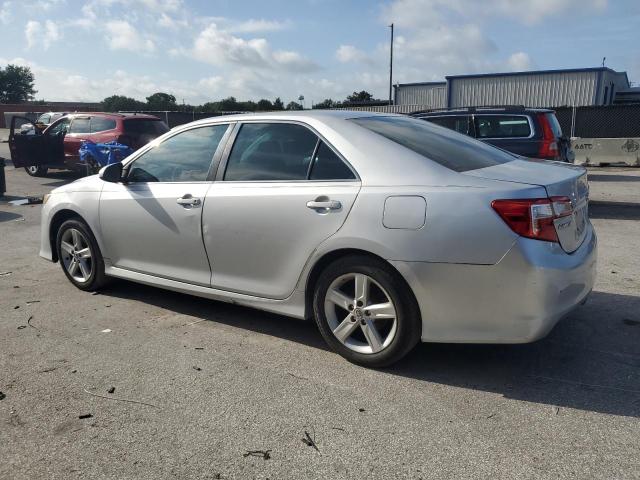 Седаны TOYOTA CAMRY 2014 Серый