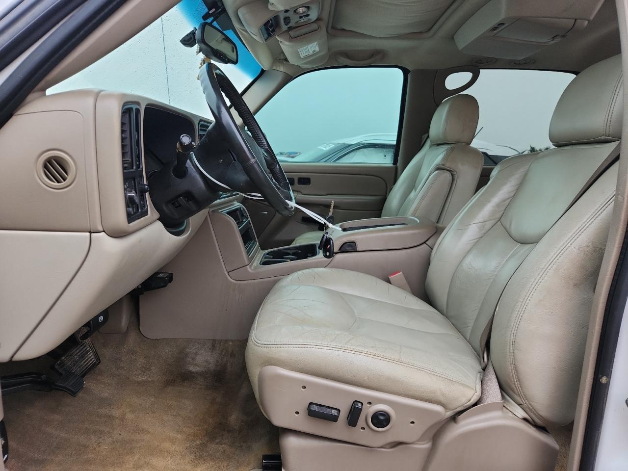 2004 Chevrolet Suburban K1500 VIN: 3GNFK16Z04G343030 Lot: 63795145