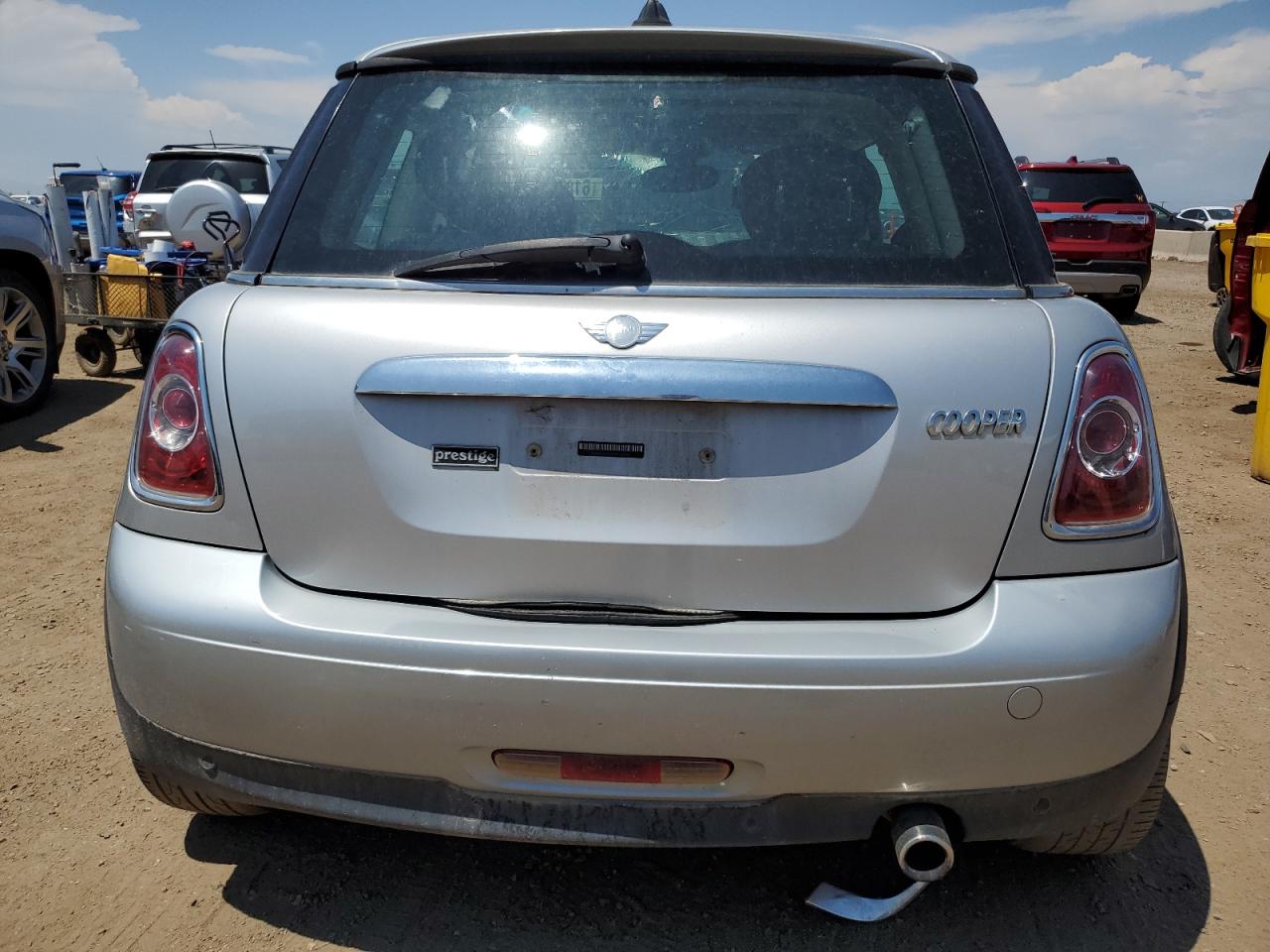 2011 Mini Cooper VIN: WMWSU3C58BT095735 Lot: 61858425