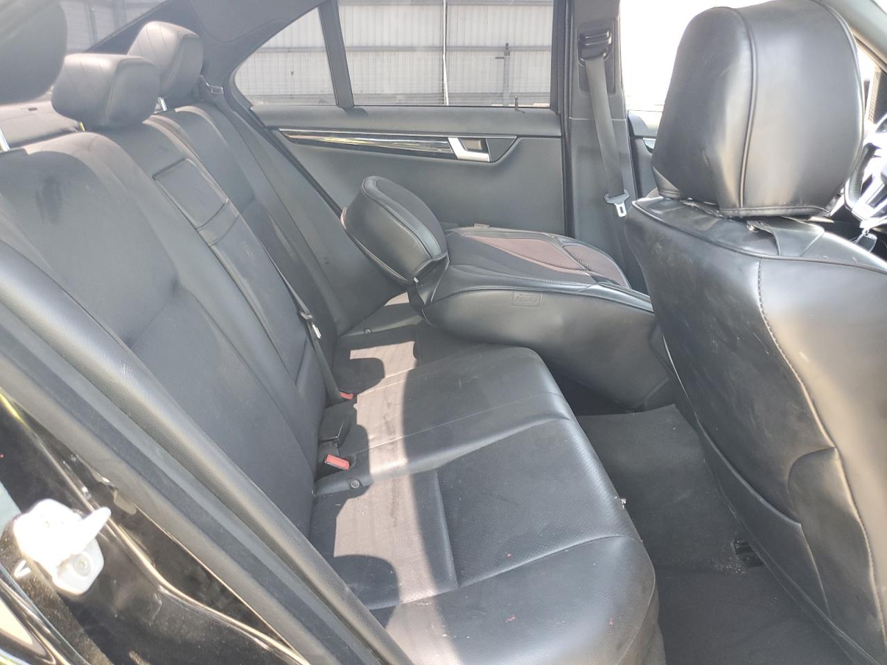 2013 Mercedes-Benz C 250 VIN: WDDGF4HB2DG085162 Lot: 65214495