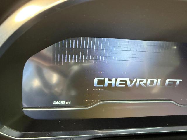  CHEVROLET SUBURBAN 2022 White