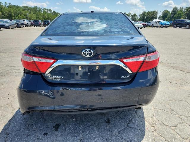  TOYOTA CAMRY 2017 Granatowy