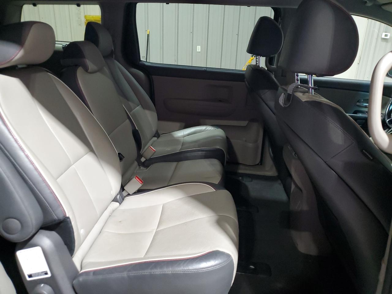 2017 Kia Sedona Lx VIN: KNDMB5C1XH6332758 Lot: 64109545