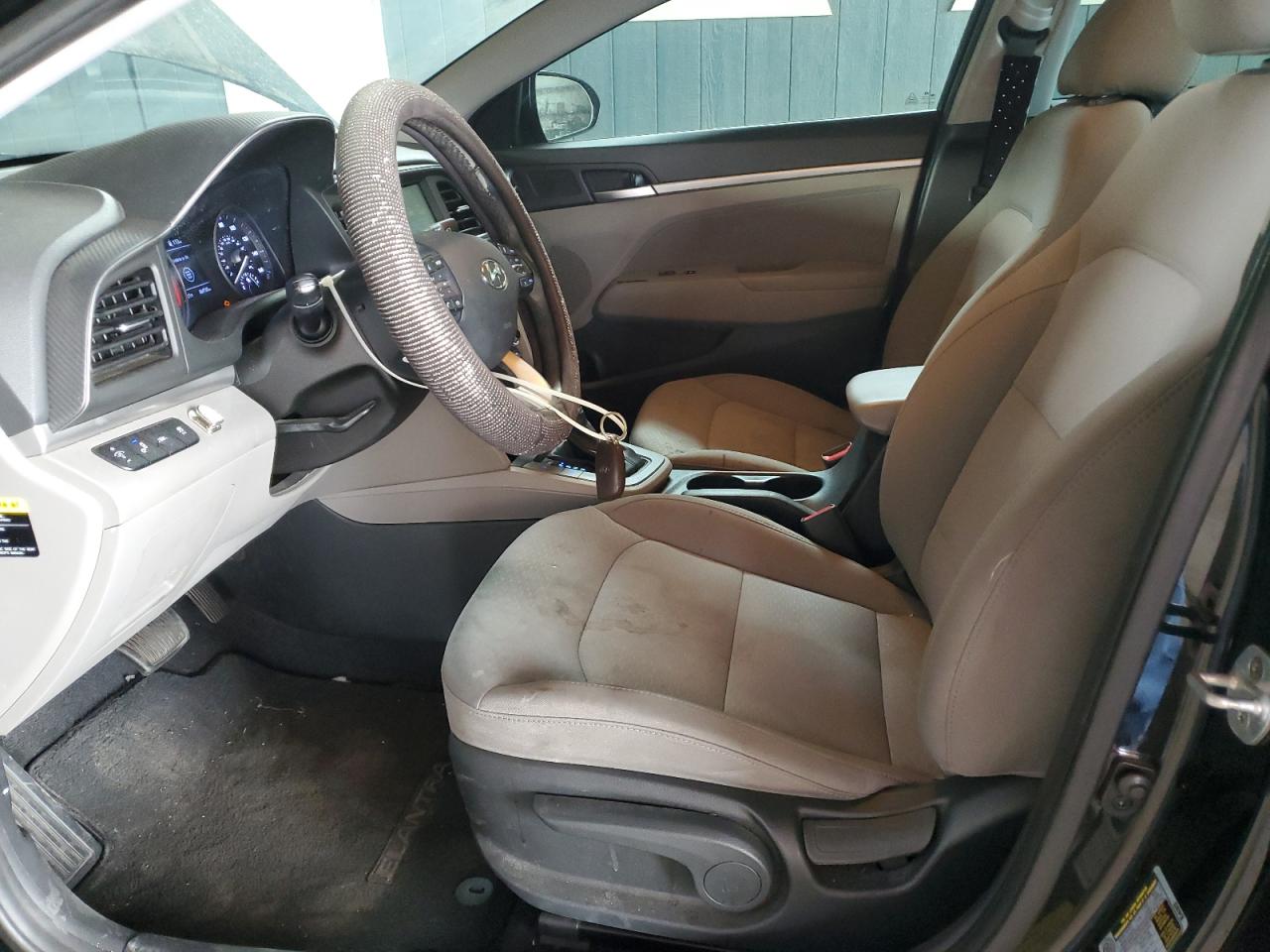 2019 Hyundai Elantra Sel VIN: 5NPD84LF5KH415984 Lot: 65450375