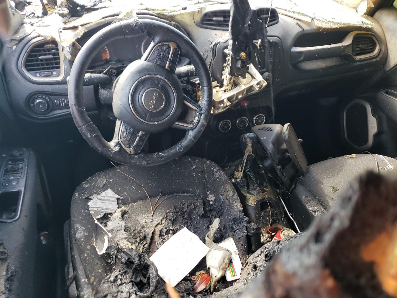 2017 Jeep Renegade Latitude VIN: ZACCJABB1HPG43557 Lot: 64252755