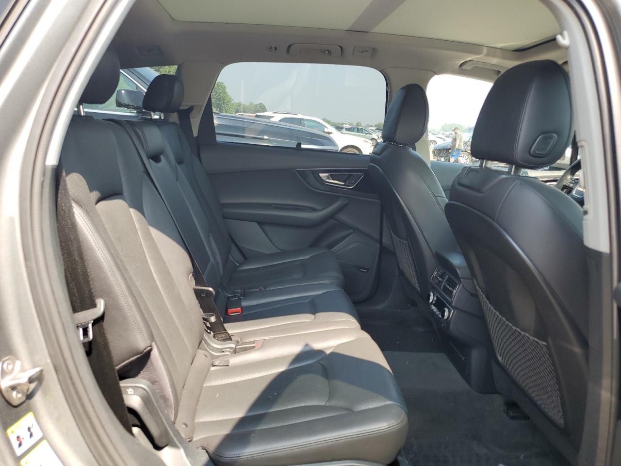 2017 Audi Q7 Prestige VIN: WA1VAAF76HD001908 Lot: 64768075