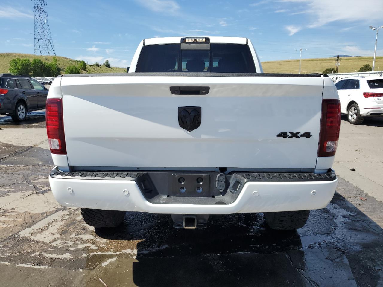 2018 Ram 2500 Laramie VIN: 3C6UR5NL5JG366774 Lot: 63223445