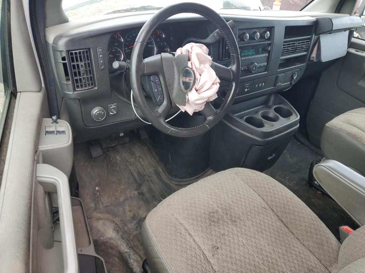 2023 GMC Savana G2500 VIN: 1GTW7BFP8P1182945 Lot: 65669135