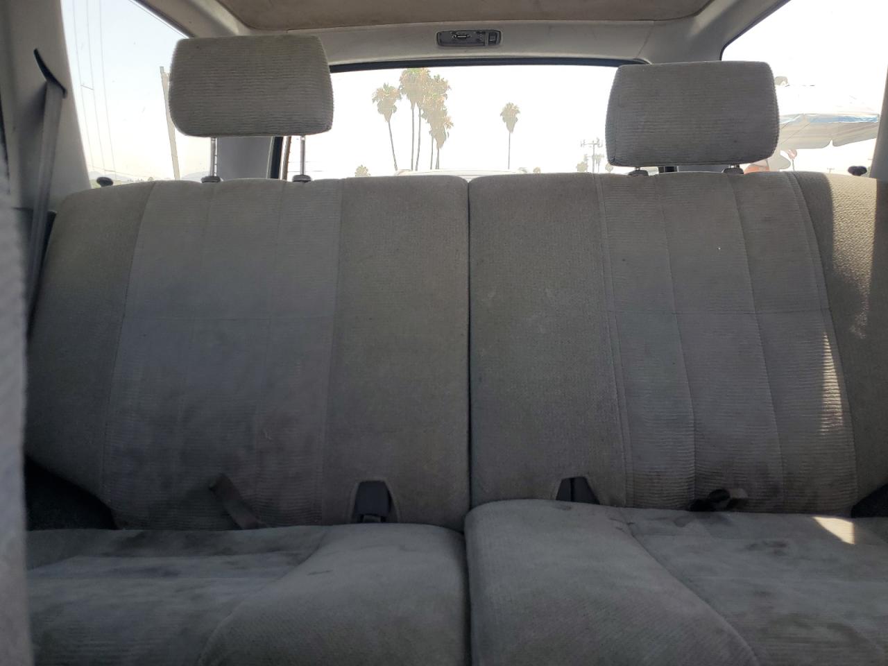2000 Toyota 4Runner Sr5 VIN: JT3GN86RXY0156888 Lot: 64996735