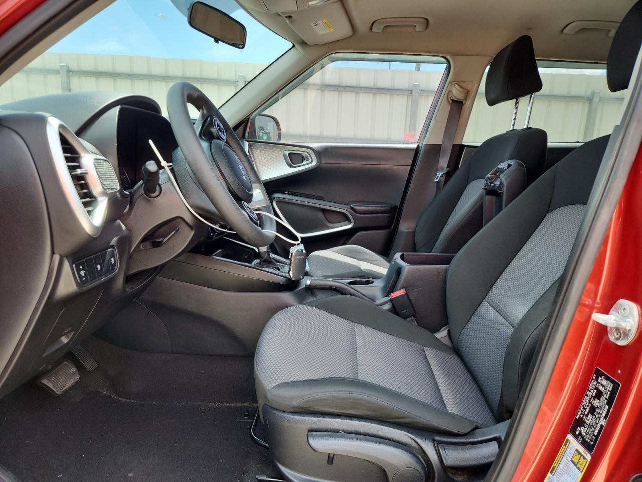 2022 Kia Soul Lx VIN: KNDJ23AU2N7805188 Lot: 63290975