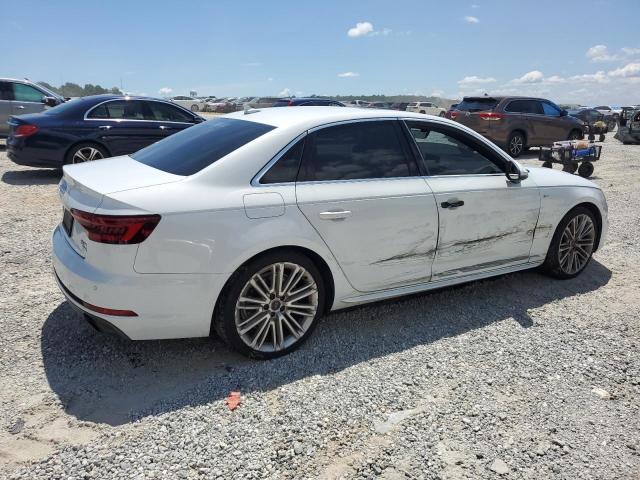  AUDI A4 2018 White