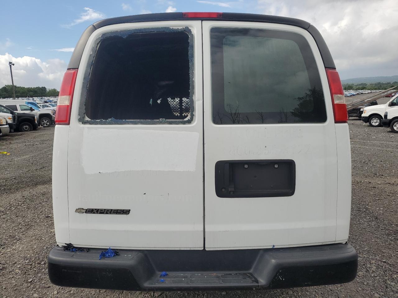 2018 Chevrolet Express G2500 VIN: 1GCWGBFP4J1239780 Lot: 54773315