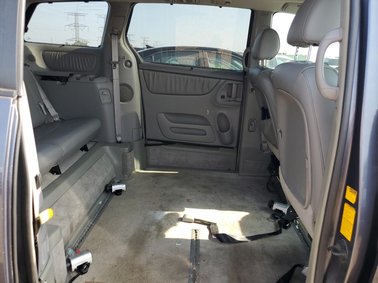 2006 Toyota Sienna Xle VIN: 5TDZA22C96S423639 Lot: 64781785